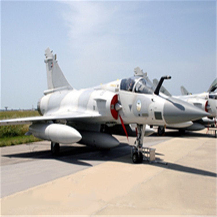 黄埔飞机军事模型